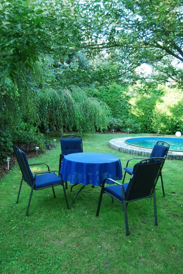Ferienwohnung Aronia Warlow 외부 사진